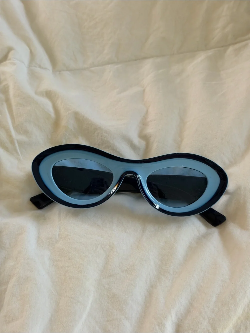 Blue Oval funky Sunglasses